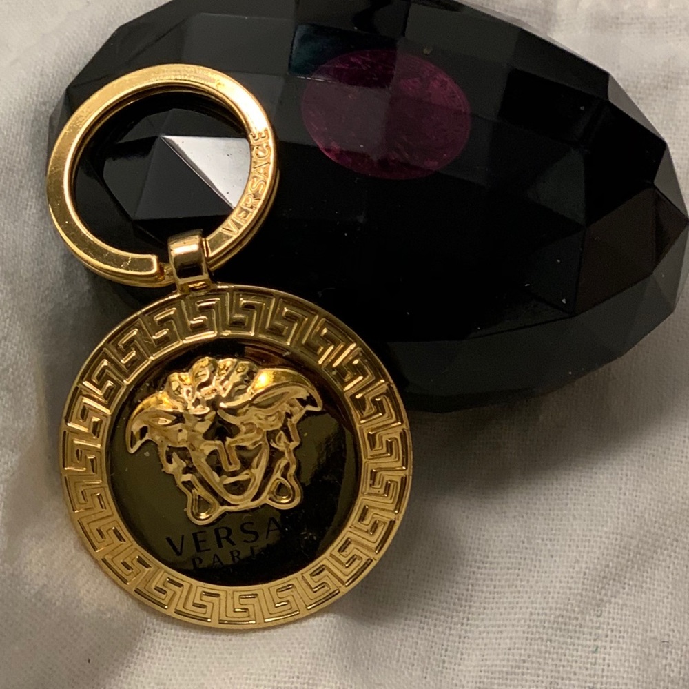 NWOT Versace key ring